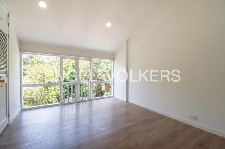 Casa de 4 alcobas en venta en Las Lomas No.1, Medellín, 235 m² · foto 11 de 17