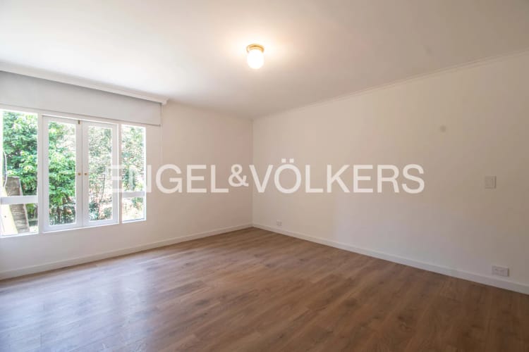 Casa de 4 alcobas en venta en Las Lomas No.1, Medellín, 235 m² · foto 9 de 17