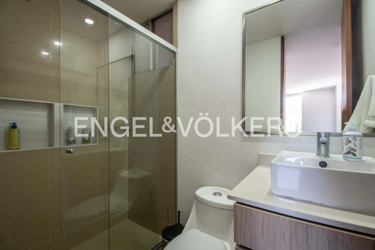 Apartamento de 3 alcobas en venta en El Tesoro, Medellín, 177 m² · foto 16 de 20
