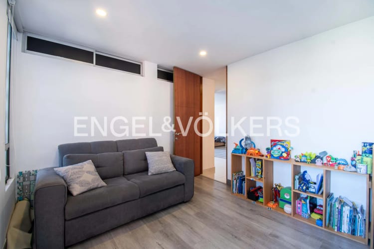 Apartamento de 3 alcobas en venta en El Tesoro, Medellín, 177 m² · foto 13 de 20