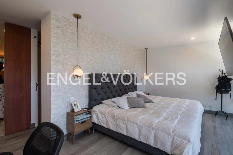 Apartamento de 3 alcobas en venta en El Tesoro, Medellín, 177 m² · foto 10 de 20