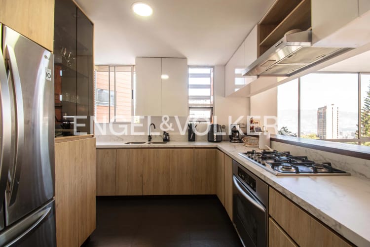 Apartamento de 3 alcobas en venta en El Tesoro, Medellín, 177 m² · foto 7 de 20
