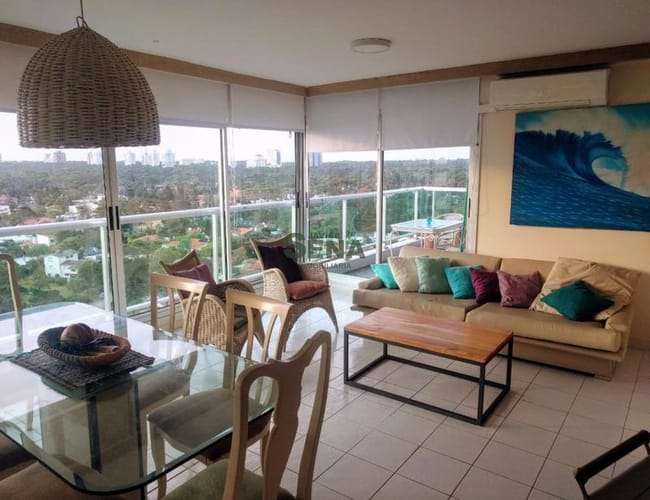 Venta y alquiler de apartamento en la Mansa, 2 dormitorios, 2 Baños, servicios y gran Vista. · Foto 3
