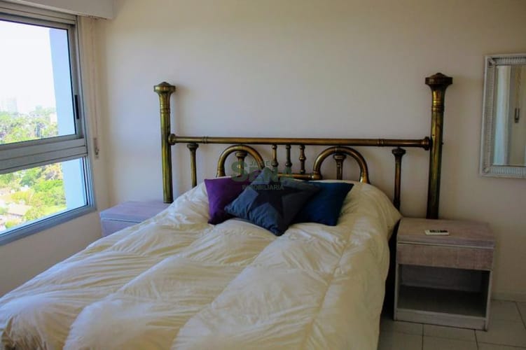 Venta y alquiler de apartamento en la Mansa, 2 dormitorios, 2 Baños, servicios y gran Vista. · Foto 8