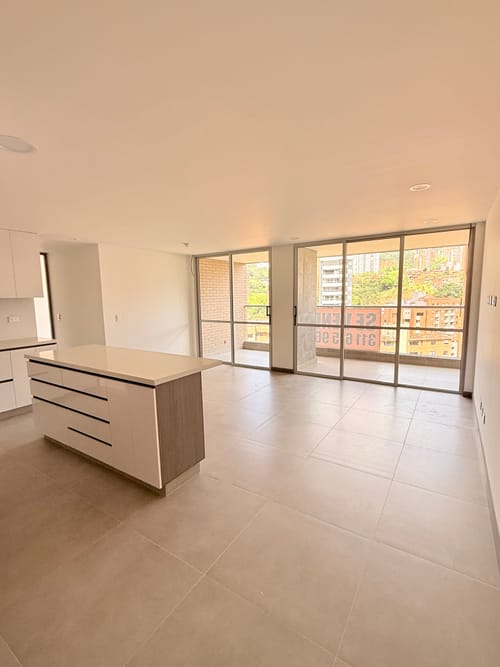 Apartamento de 2 alcobas en venta en Otraparte, Envigado, 96 m² · foto 4 de 20