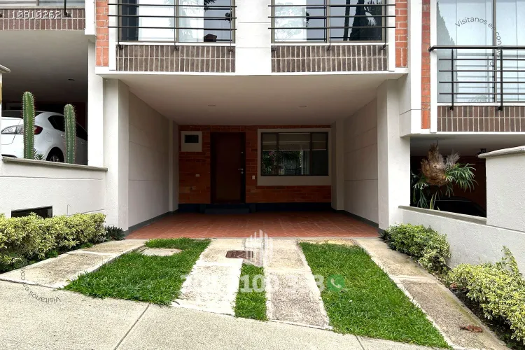 Casa de 3 alcobas en arriendo en Cumbres, Envigado, 166 m² · foto 24 de 24