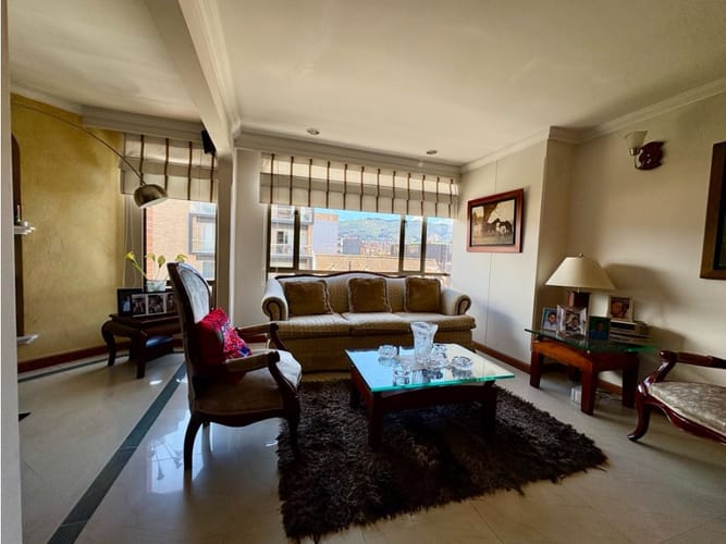 Apartamento de 2 alcobas en venta en Cedritos, Bogotá, 81 m² · foto 5 de 21
