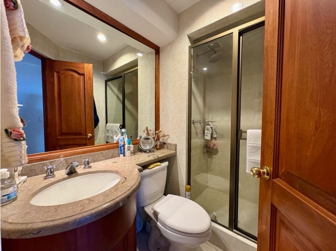 Apartamento de 2 alcobas en venta en Cedritos, Bogotá, 81 m² · foto 10 de 21