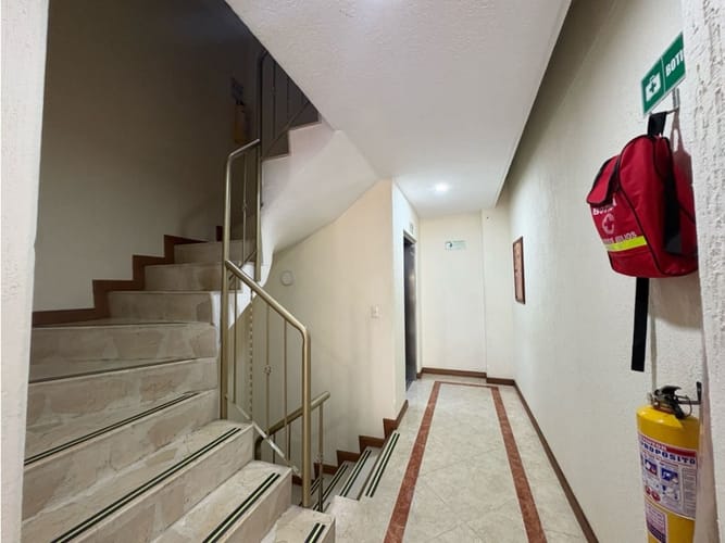 Apartamento de 2 alcobas en venta en Cedritos, Bogotá, 81 m² · foto 17 de 21
