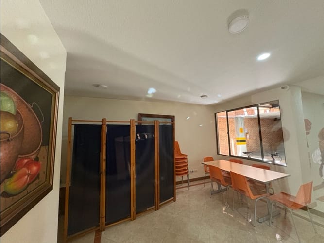 Apartamento de 2 alcobas en venta en Cedritos, Bogotá, 81 m² · foto 18 de 21