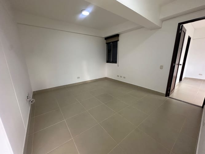 Apartamento de 2 alcobas en arriendo en Loma Del Escobero, Envigado, 94 m² · foto 8 de 16