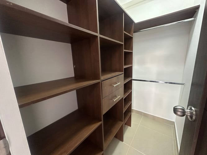 Apartamento de 2 alcobas en arriendo en Loma Del Escobero, Envigado, 94 m² · foto 10 de 16