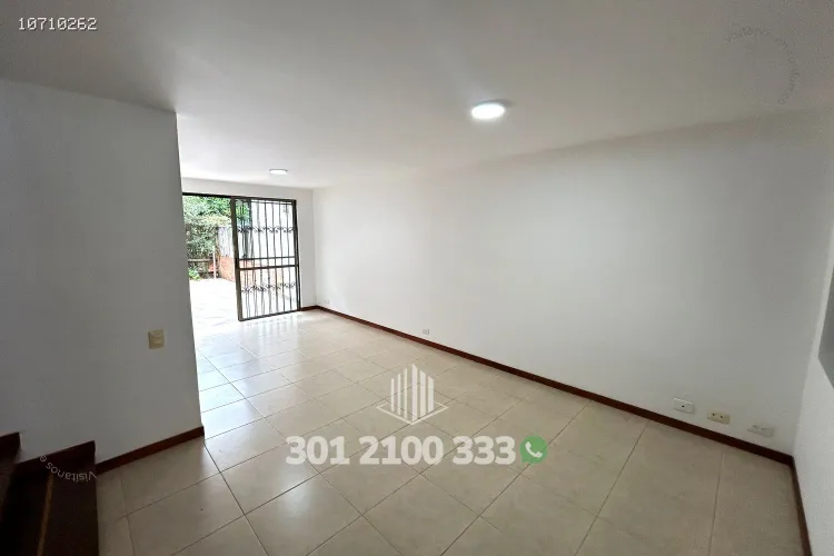 Casa de 3 alcobas en arriendo en Cumbres, Envigado, 150 m² · foto 2 de 24