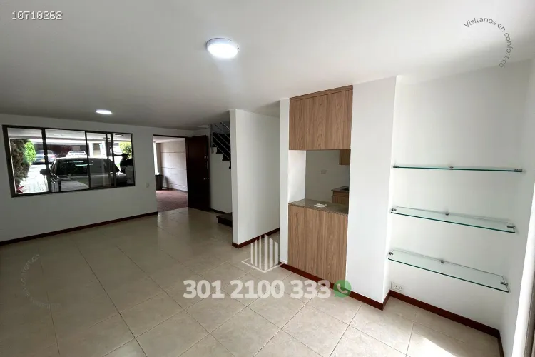 Casa de 3 alcobas en arriendo en Cumbres, Envigado, 150 m² · foto 4 de 24