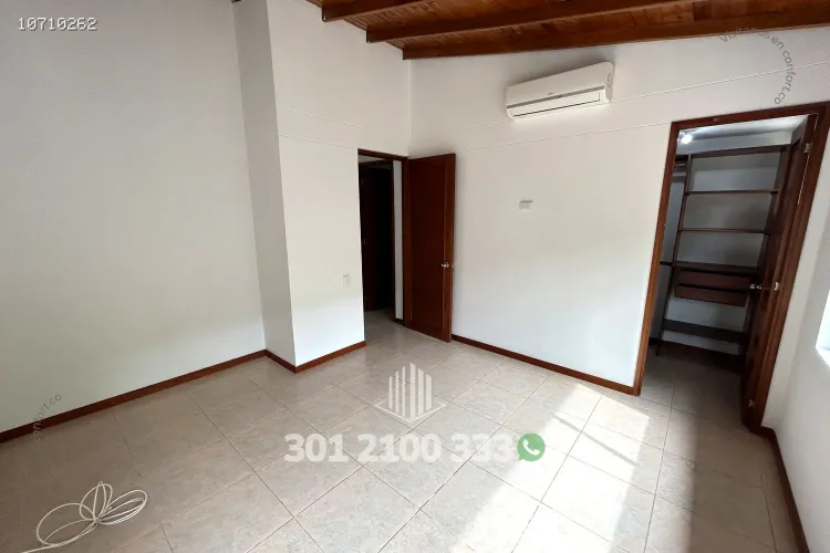 Casa de 3 alcobas en arriendo en Cumbres, Envigado, 150 m² · foto 22 de 24