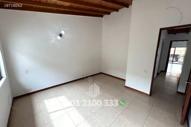 Casa de 3 alcobas en arriendo en Cumbres, Envigado, 150 m² · foto 23 de 24