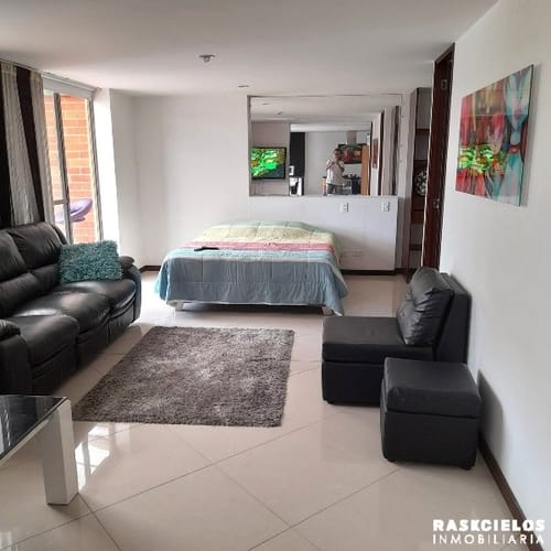 Apartamento de 1 alcoba en arriendo en El Poblado, Medellín, 100 m² · foto 4 de 9