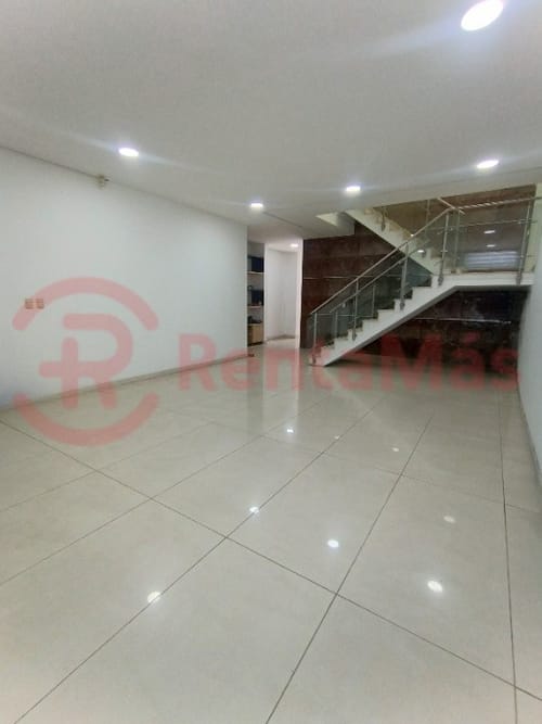 Casa de 6 alcobas en venta en Quinta Oriental, Cúcuta, 406 m² · foto 4 de 24