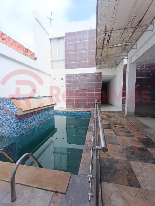 Casa de 6 alcobas en venta en Quinta Oriental, Cúcuta, 406 m² · foto 10 de 24