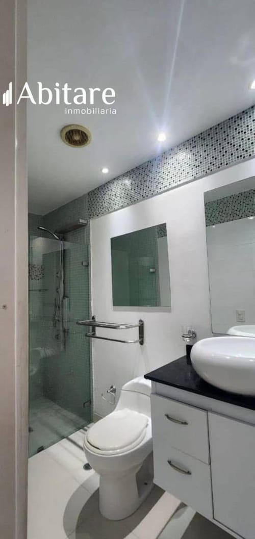 Apartamento de 4 alcobas en venta en Manga, Cartagena, 183 m² · foto 4 de 14