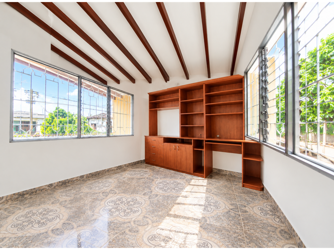 Casa en arriendo en Belén Rosales, Medellín, 300 m² · foto 9 de 19