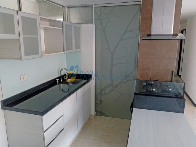 Apartamento de 3 alcobas en arriendo en Loma De Los Bernal, Medellín, 73 m² · foto 17 de 20
