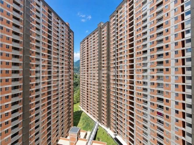 Apartamento de 3 alcobas en venta en San Gabriel, Medellín, 55 m² · foto 6 de 13