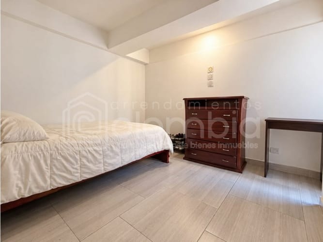 Apartamento de 3 alcobas en venta en San Gabriel, Medellín, 55 m² · foto 11 de 13