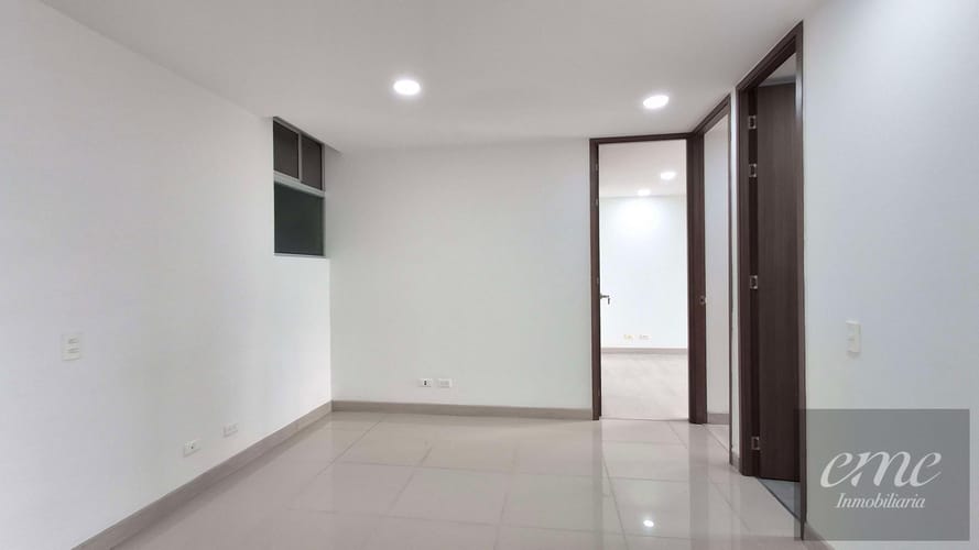 Apartamento de 2 alcobas en arriendo en Loma Benedictinos, Envigado, 85 m² · foto 10 de 21