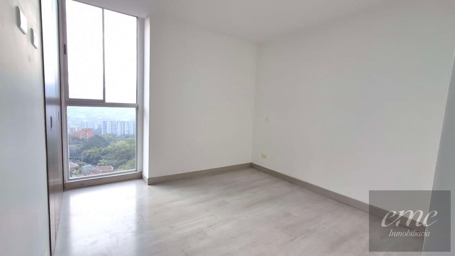 Apartamento de 2 alcobas en arriendo en Loma Benedictinos, Envigado, 85 m² · foto 14 de 21
