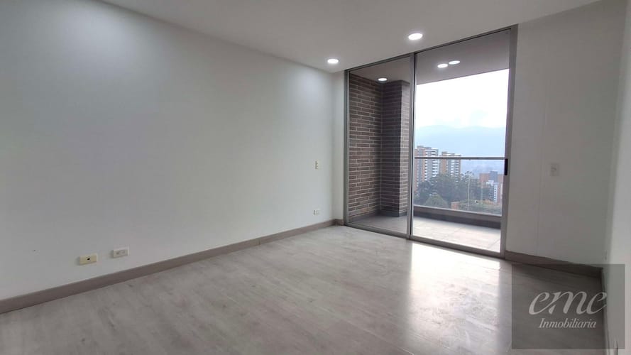 Apartamento de 2 alcobas en arriendo en Loma Benedictinos, Envigado, 85 m² · foto 15 de 21