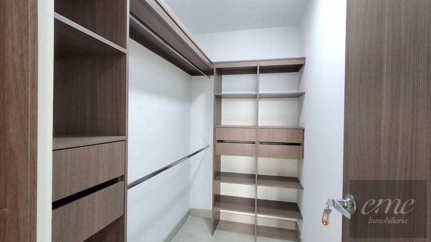 Apartamento de 2 alcobas en arriendo en Loma Benedictinos, Envigado, 85 m² · foto 19 de 21