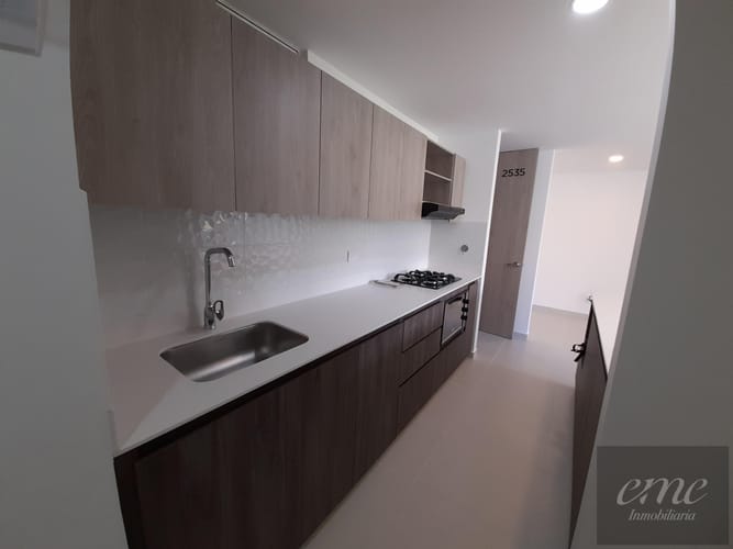 Apartamento de 3 alcobas en arriendo en Vía Las Palmas, Medellín, 75 m² · foto 5 de 18