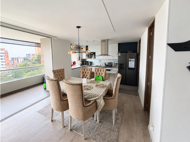 Casa de 3 alcobas en venta en La Inmaculada, Envigado, 140 m² · foto 4 de 14