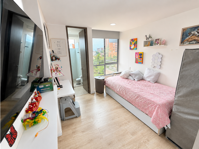 Casa de 3 alcobas en venta en La Inmaculada, Envigado, 140 m² · foto 6 de 14