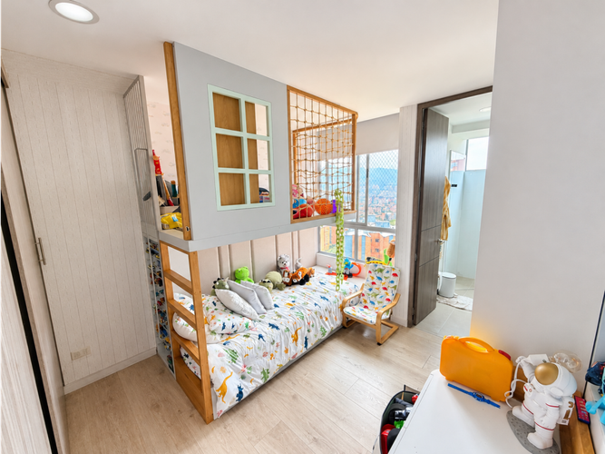 Casa de 3 alcobas en venta en La Inmaculada, Envigado, 140 m² · foto 7 de 14