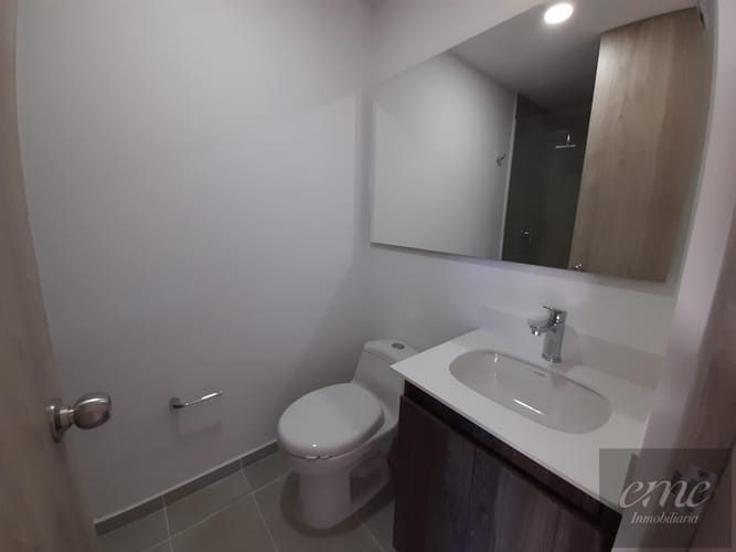 Apartamento de 3 alcobas en arriendo en Vía Las Palmas, Medellín, 75 m² · foto 17 de 18