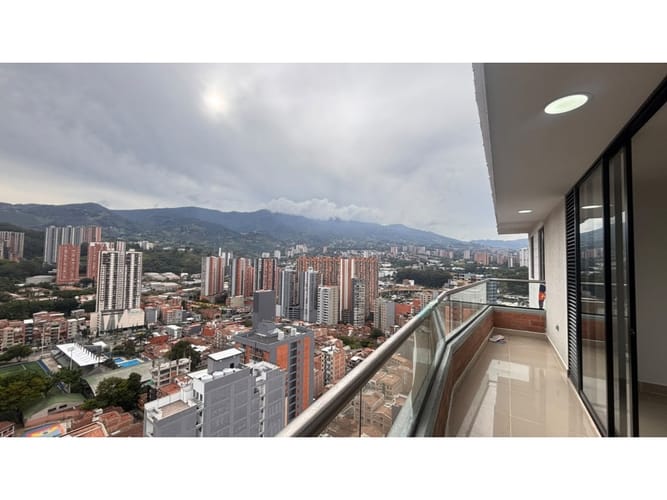 Apartamento de 3 alcobas en arriendo en Calle Larga, Sabaneta, 91 m² · foto 3 de 22