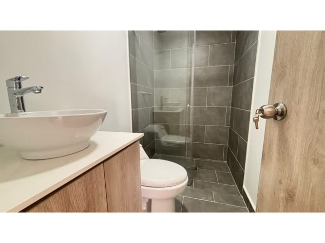 Apartamento de 3 alcobas en arriendo en Calle Larga, Sabaneta, 91 m² · foto 6 de 22