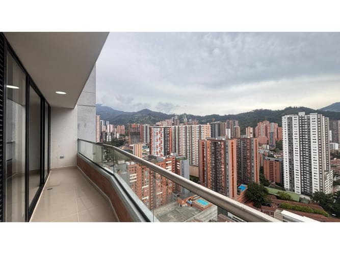 Apartamento de 3 alcobas en arriendo en Calle Larga, Sabaneta, 91 m² · foto 7 de 22
