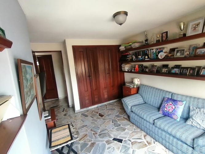 Apartamento de 3 alcobas en venta en Centenario, Cali, 156 m² · foto 11 de 24