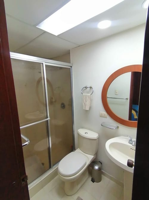 Apartamento de 3 alcobas en venta en Centenario, Cali, 156 m² · foto 12 de 24