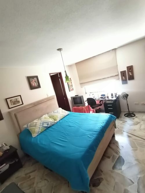 Apartamento de 3 alcobas en venta en Centenario, Cali, 156 m² · foto 14 de 24