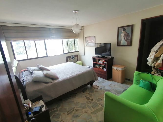 Apartamento de 3 alcobas en venta en Centenario, Cali, 156 m² · foto 17 de 24