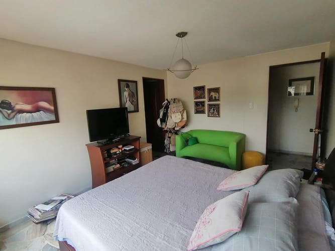 Apartamento de 3 alcobas en venta en Centenario, Cali, 156 m² · foto 18 de 24