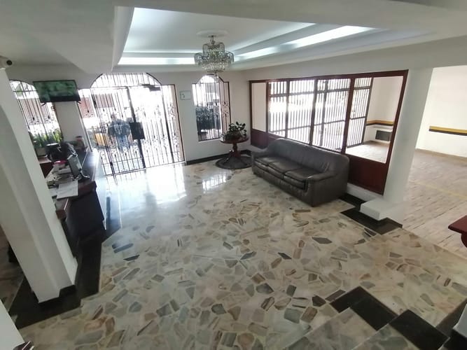 Apartamento de 3 alcobas en venta en Centenario, Cali, 156 m² · foto 24 de 24