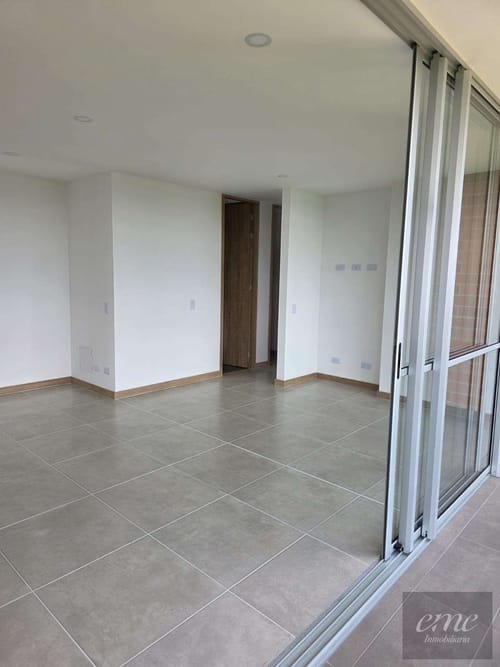 Apartamento de 3 alcobas en venta en El Rosal, Rionegro, 90 m² · foto 9 de 11
