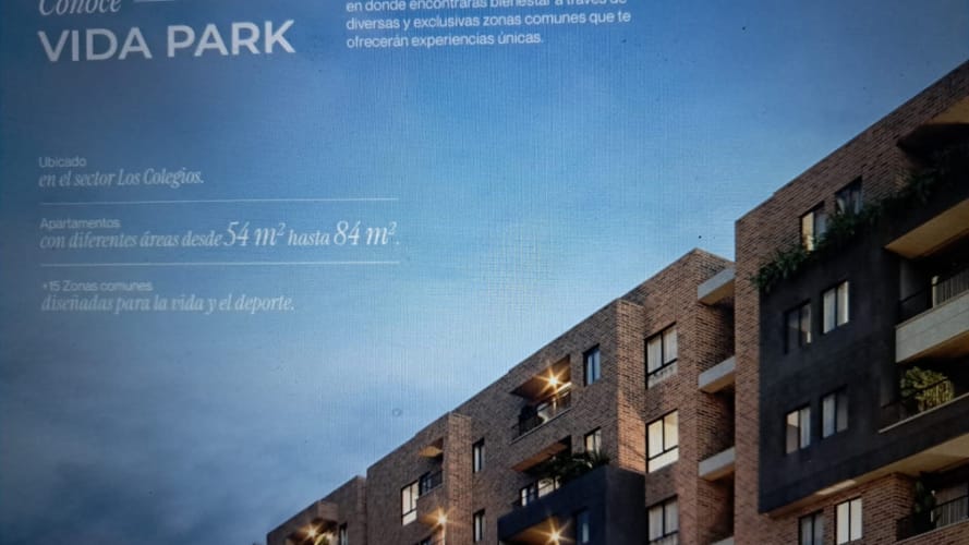 Apartamento de 3 alcobas en venta en Los Colegios, Rionegro, 81 m² · foto 2 de 10