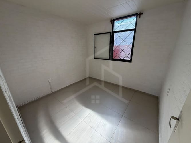 Alquiler Apartamento 1 Dormitorio en Parque Guaraní en complejo cerrado y entrada para vehículo · Foto 2