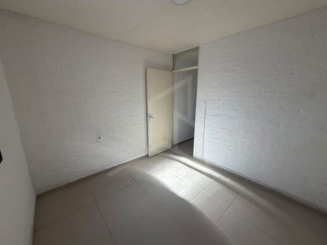 Alquiler Apartamento 1 Dormitorio en Parque Guaraní en complejo cerrado y entrada para vehículo · Foto 3